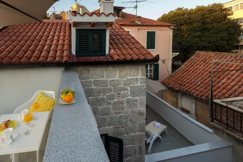 Lux Apartment Arija Split Bagian luar foto