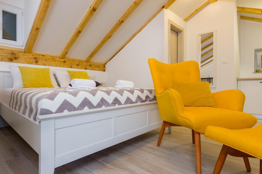 Lux Apartment Arija Split Bagian luar foto