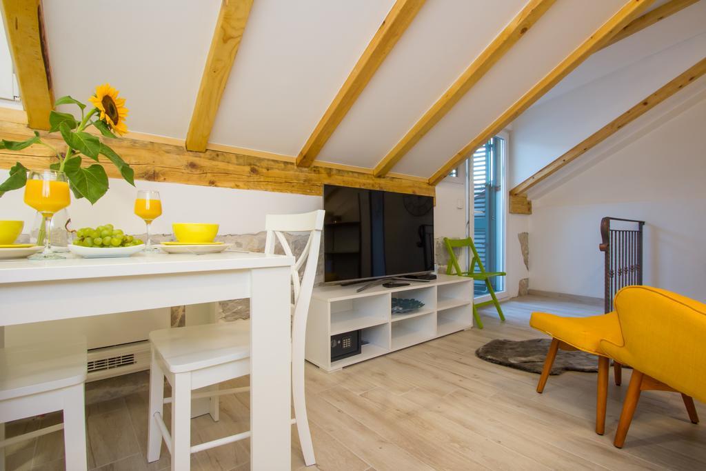 Lux Apartment Arija Split Bagian luar foto